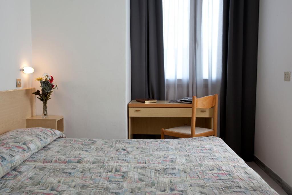 My Place Hotel Rimini Pokoj fotografie